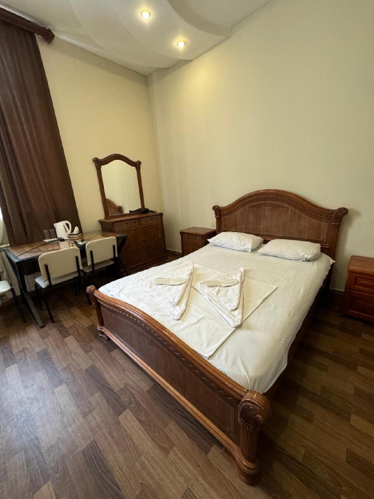 New Bella Hotel Jerevan Eksteriør bilde